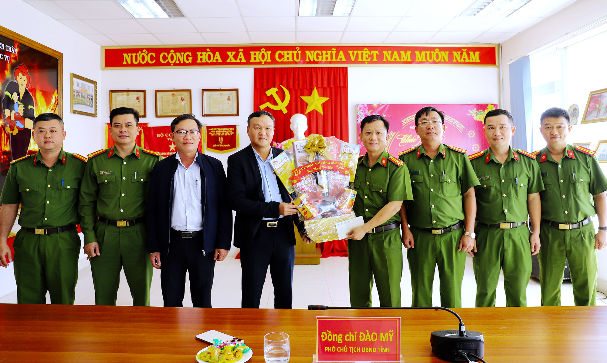 Phó Chủ tịch UBND tỉnh Đào Mỹ thăm, chúc Tết các đơn vị Công an nhân dịp Xuân Bính Ngọ 2026